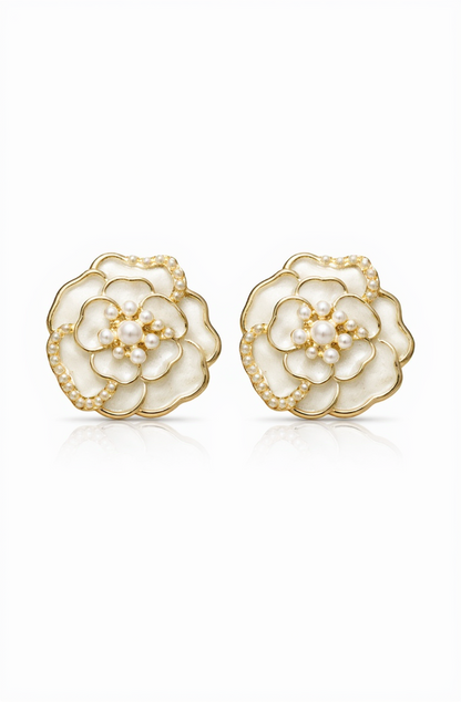 Flora Pearl Studs