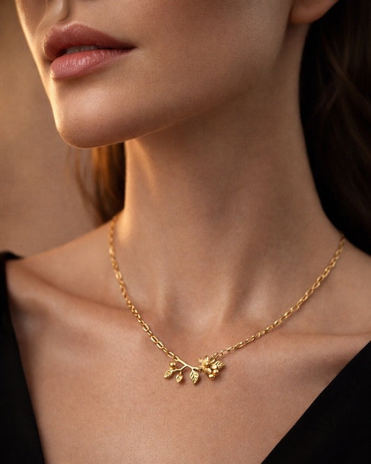 Golden Leaflet Necklace