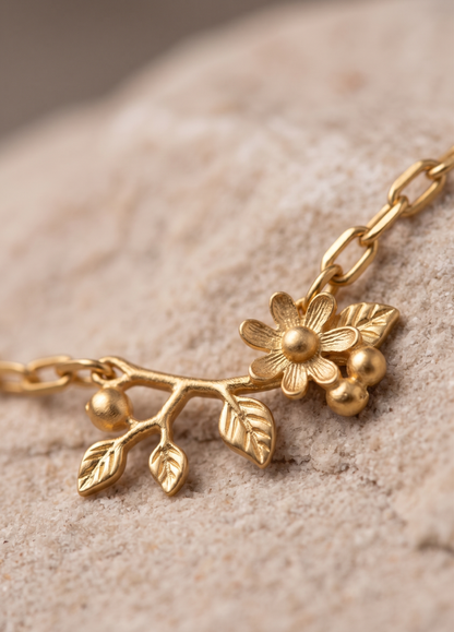 Golden Leaflet Necklace
